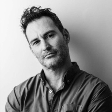 الرئيس التنفيذي للرؤية مؤسس HANGAR49